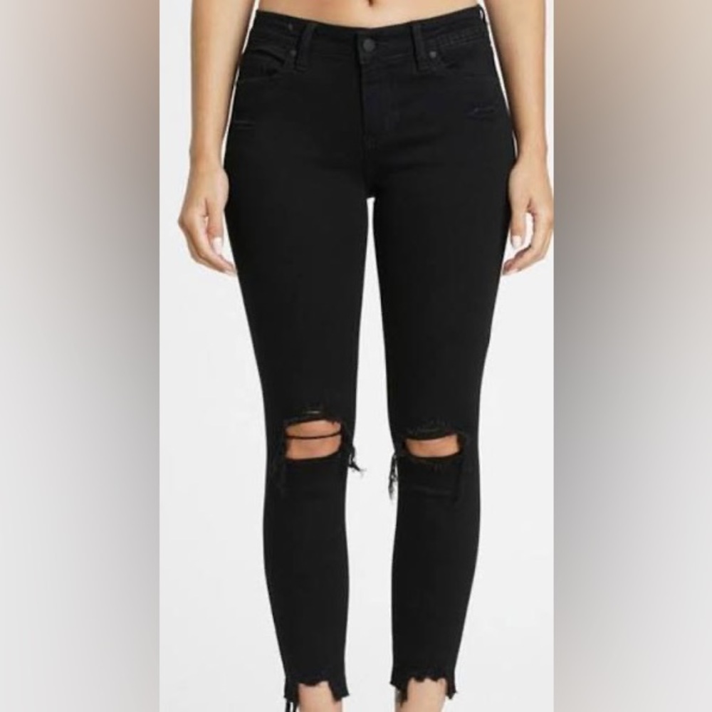 NWT  BLACK JEANS